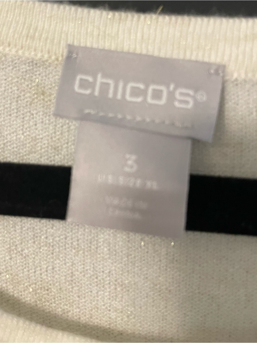 Chico's Size 3 Cream Long Sleeve Crewneck lightweight sweater with cashmere gold - Picture 7 of 8